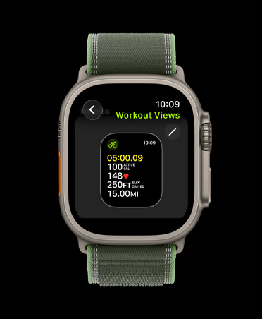 Apple Watch Ultra 3, boett i naturligt titan, redigera träningsvyer på skärmen