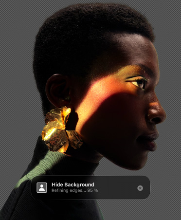 Visage d’une personne de profil, outil de suppression de l’arrière-plan de Pixelmator Pro